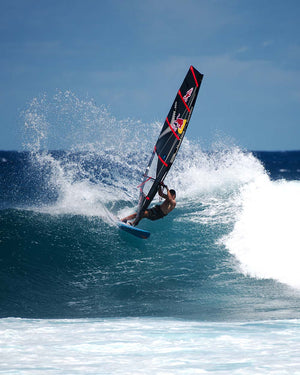 Starboard Windsurf Board Hyper 2025 action shot (3)