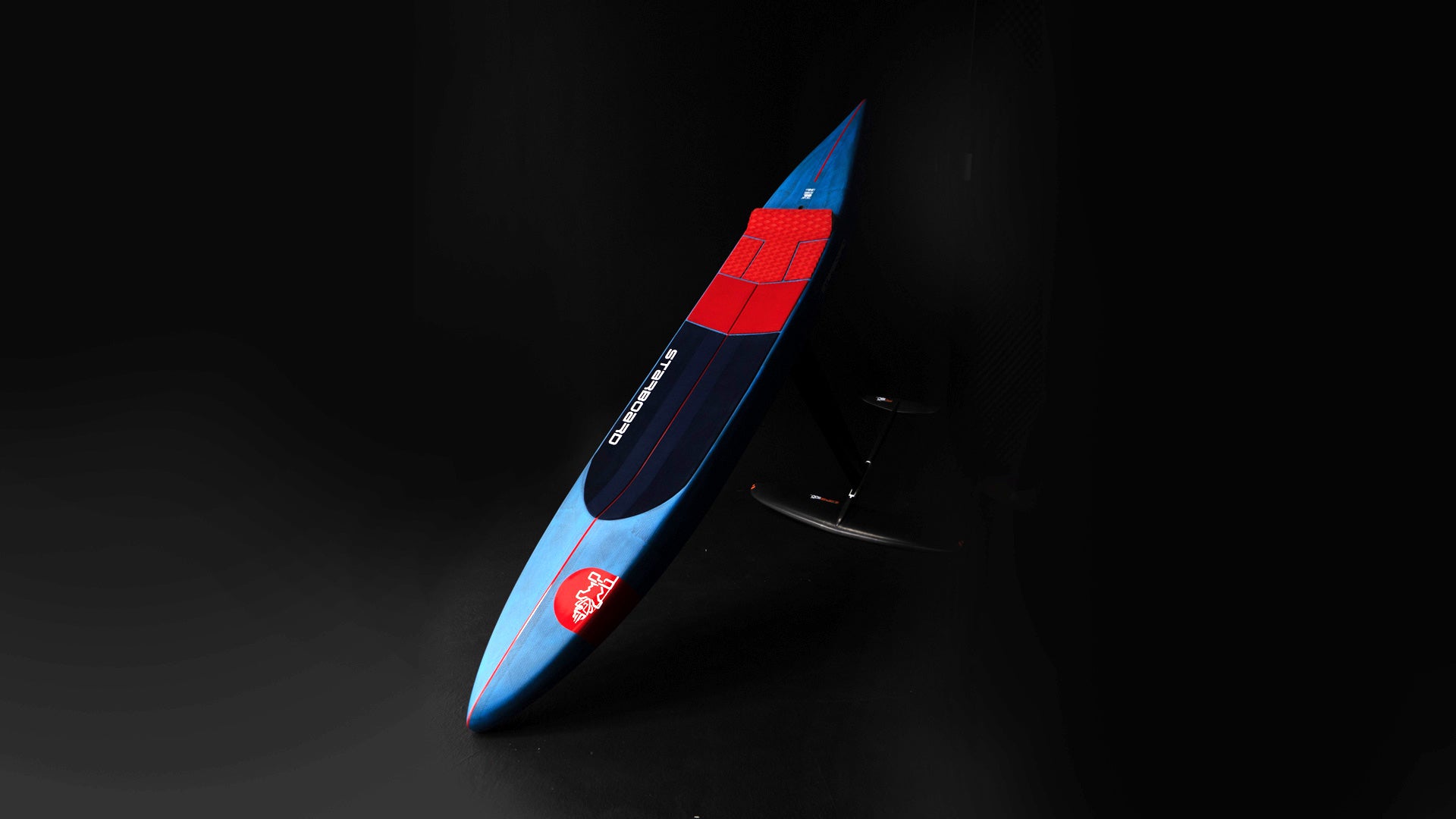 Flat Water Foil Pumping Tips: Train for Downwind Like a Pro