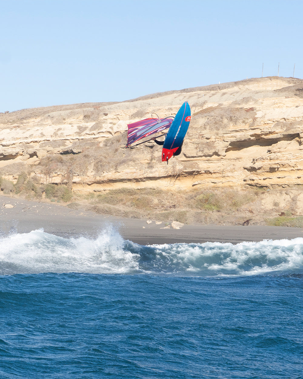 Starboard Windsurf Board Ultra 2026 action shot (4)