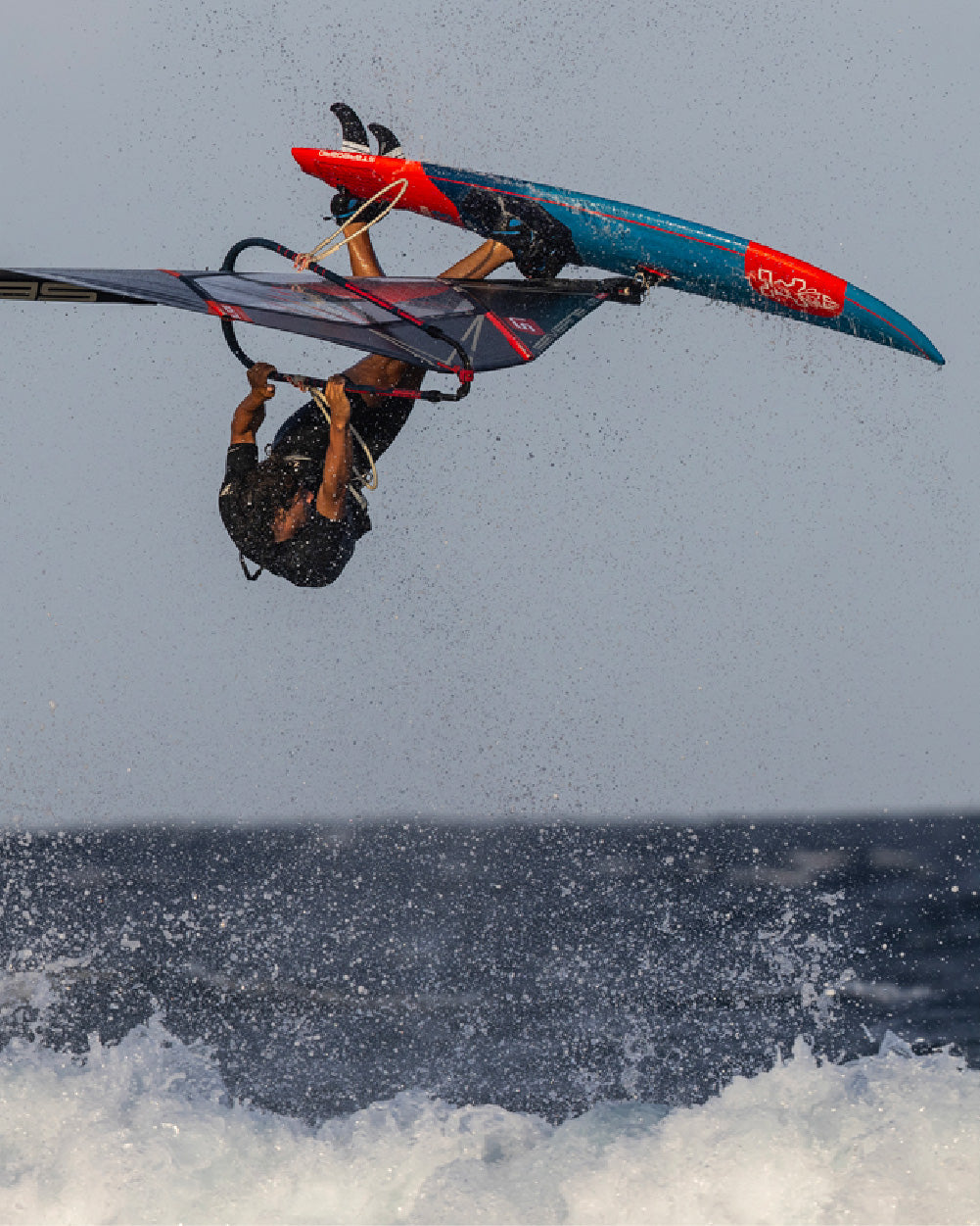 Starboard Windsurf Board Kode 2025 action shot (4)