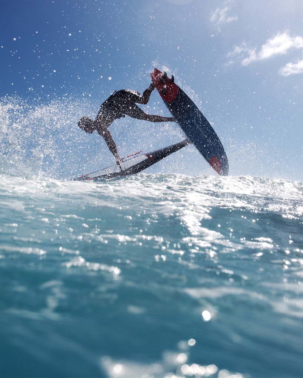 Starboard Windsurf Board Ultra 2025 action shot (4)