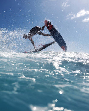 Starboard Windsurf Board Ultra 2025 action shot (4)
