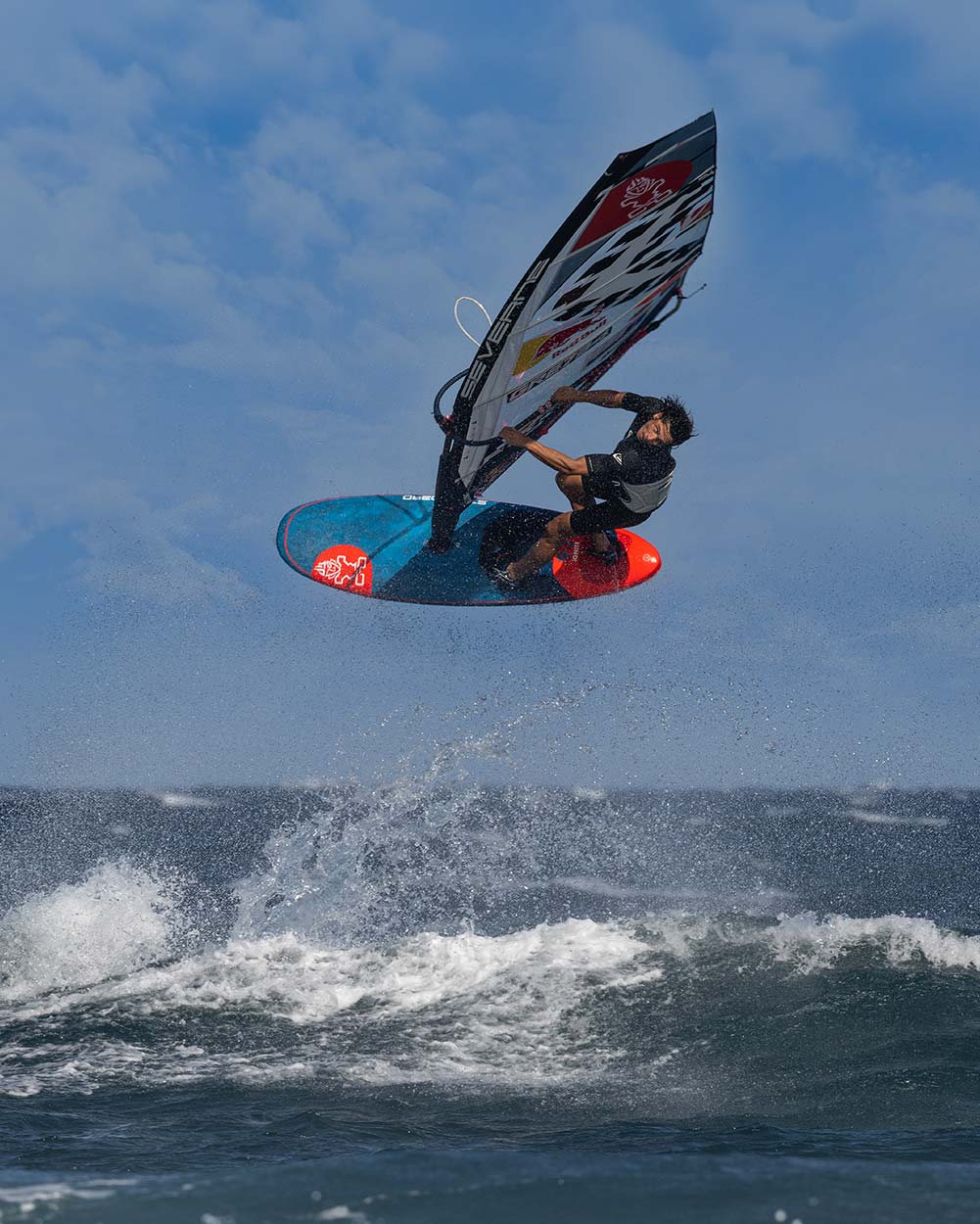 Starboard Windsurf Board iGnite 2025 action shot (2)
