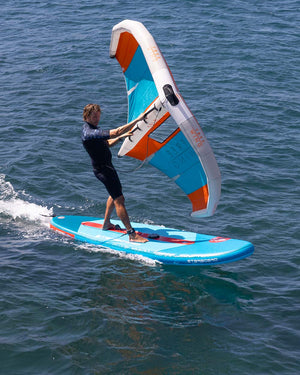 Starboard Windsurf Board iSTART 2 Inflatable 2025 action shot (3)