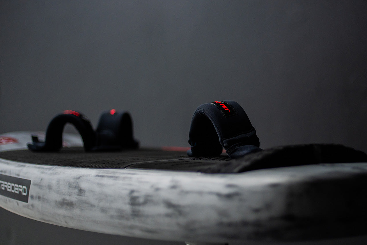 UPDATED FOOTSTRAP POSITIONS (New – selected sizes)