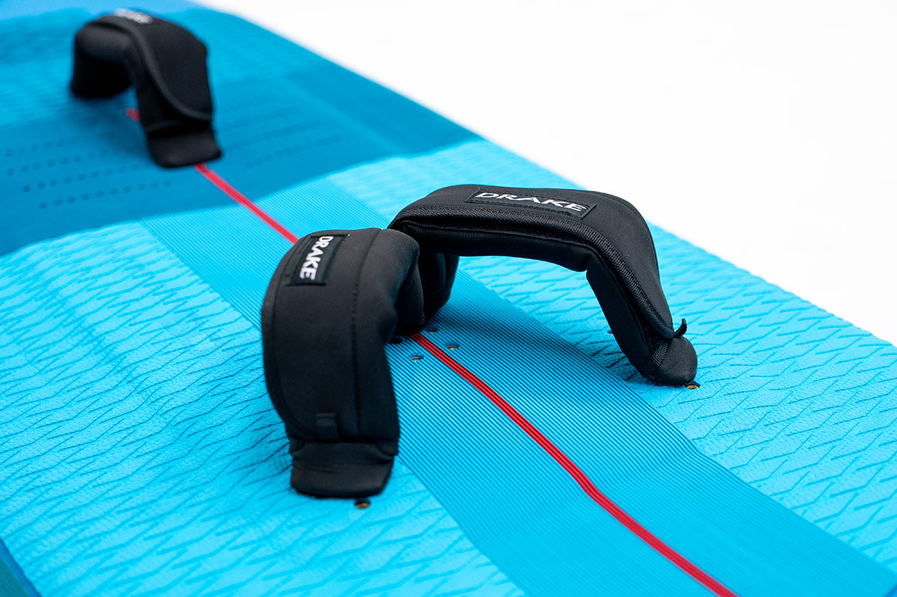 ADJUSTABLE FOOTSTRAPS