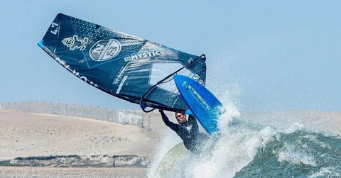 2 x Starboard Team Riders on the Wave Podium in the PWA/IWT Peru